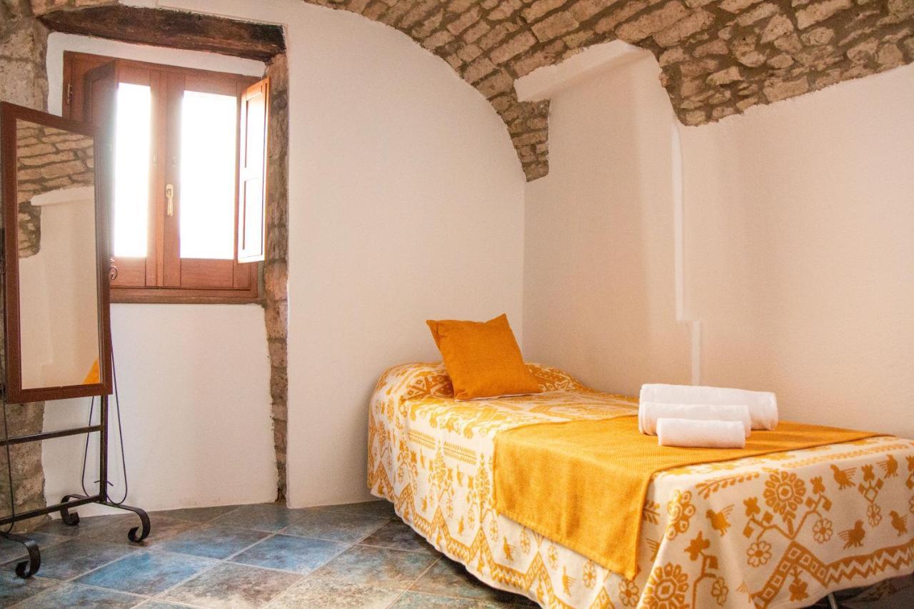 S'Ammentu House Ξενοδοχείο Bosa Εξωτερικό φωτογραφία