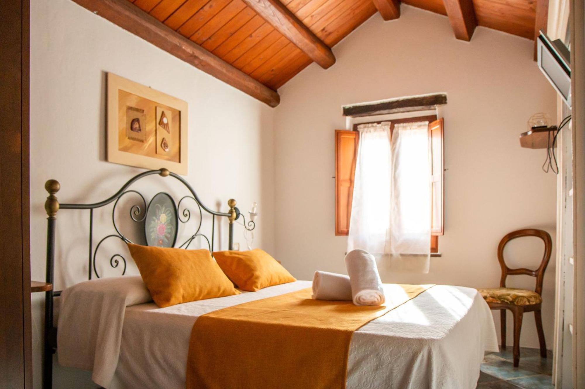 S'Ammentu House Ξενοδοχείο Bosa Εξωτερικό φωτογραφία